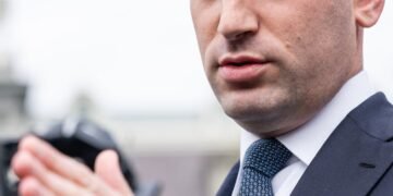 Stephen Miller Expands Trump’s Hard-Right Agenda Abroad, Targeting Greenland and Venezuela